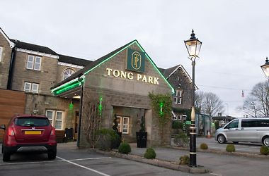 Tong Park Hotel Bradford  Exterior photo